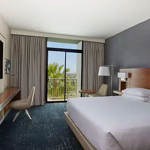 radisson-newport-beach.topanaheimhotels.com/