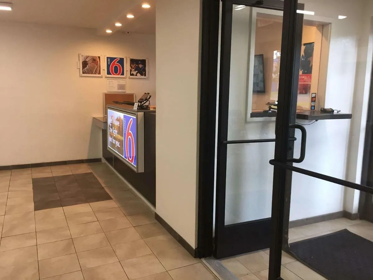 ** Hotel Motel 6-Nashville, Tn - Airport United States